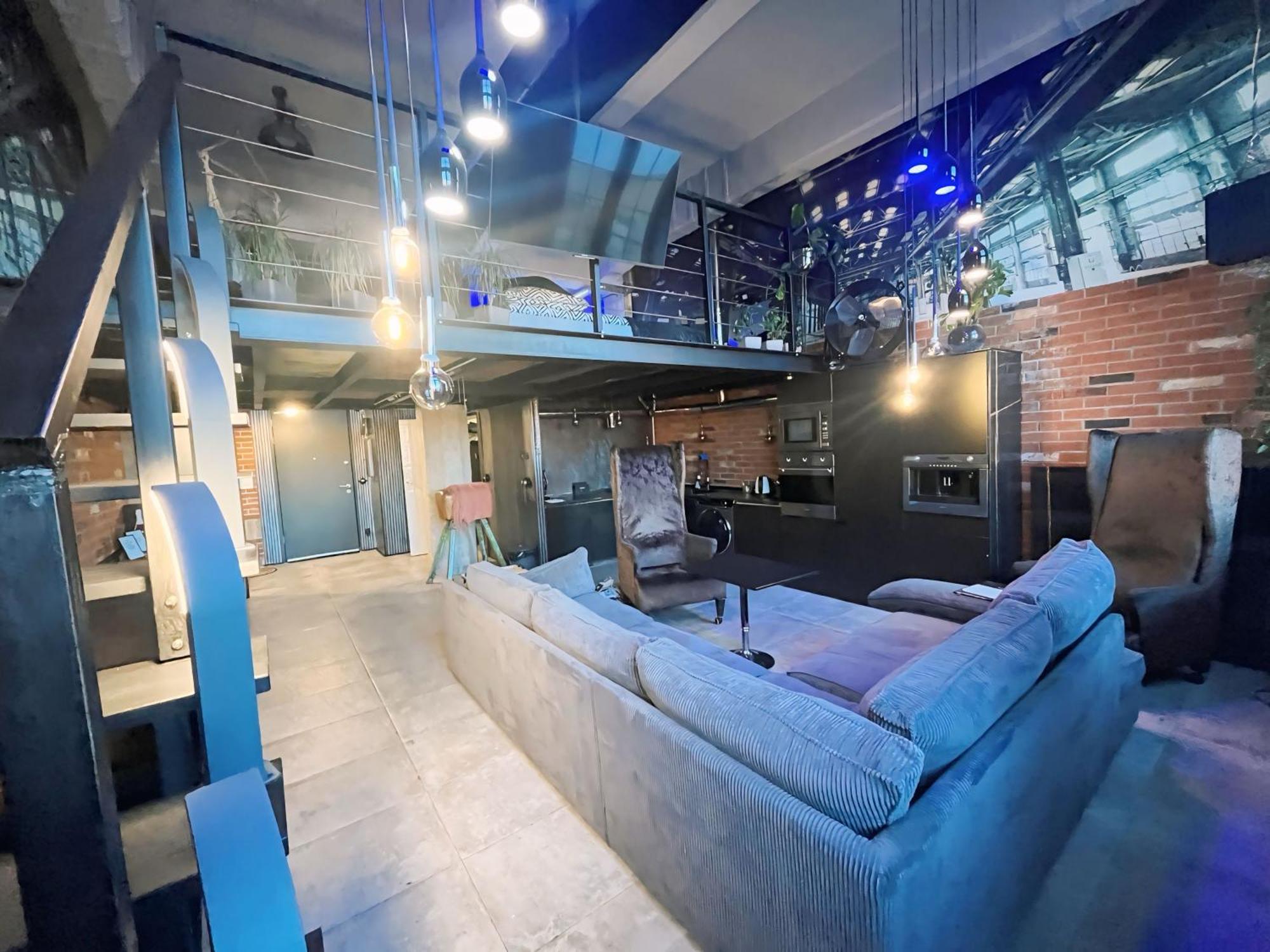 Loft Przedzalnia Apartment Жирардов Екстериор снимка